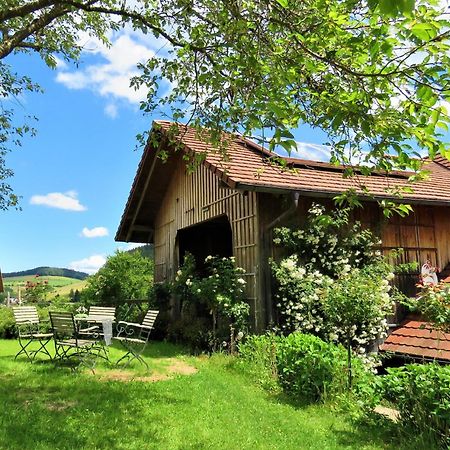 Hernis-Hoefle Elzach Esterno foto
